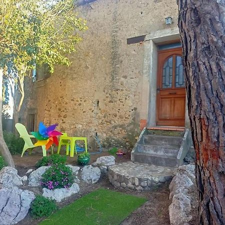 Le Clos Du Pin Thezan-les-Beziers Exterior photo